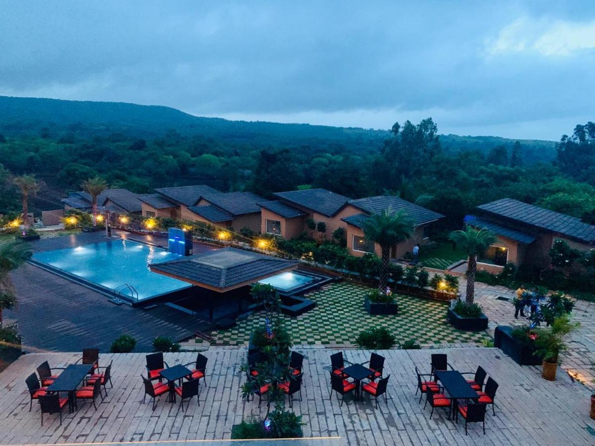 Regenta Resort Belagavi エクステリア 写真