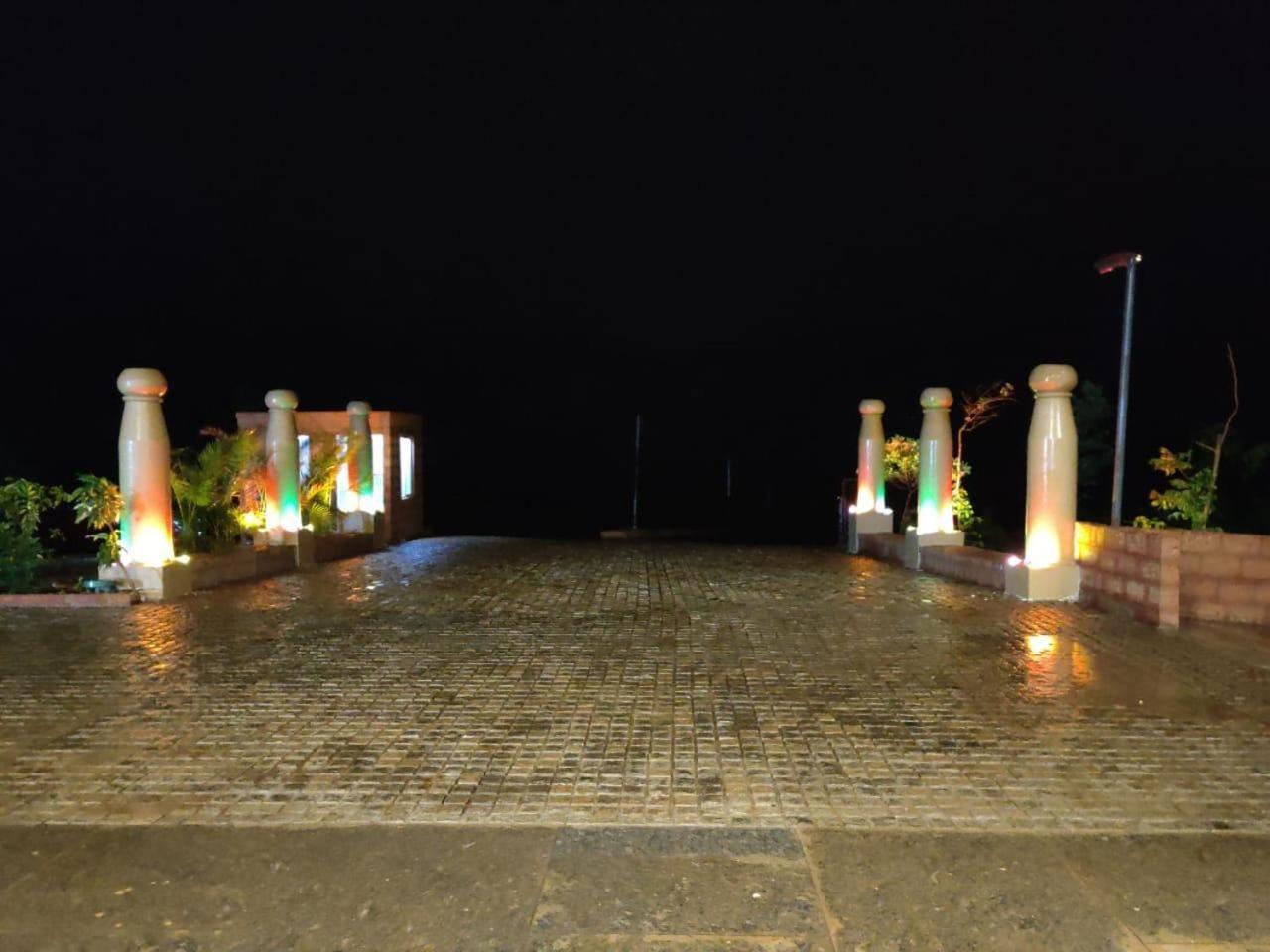Regenta Resort Belagavi エクステリア 写真