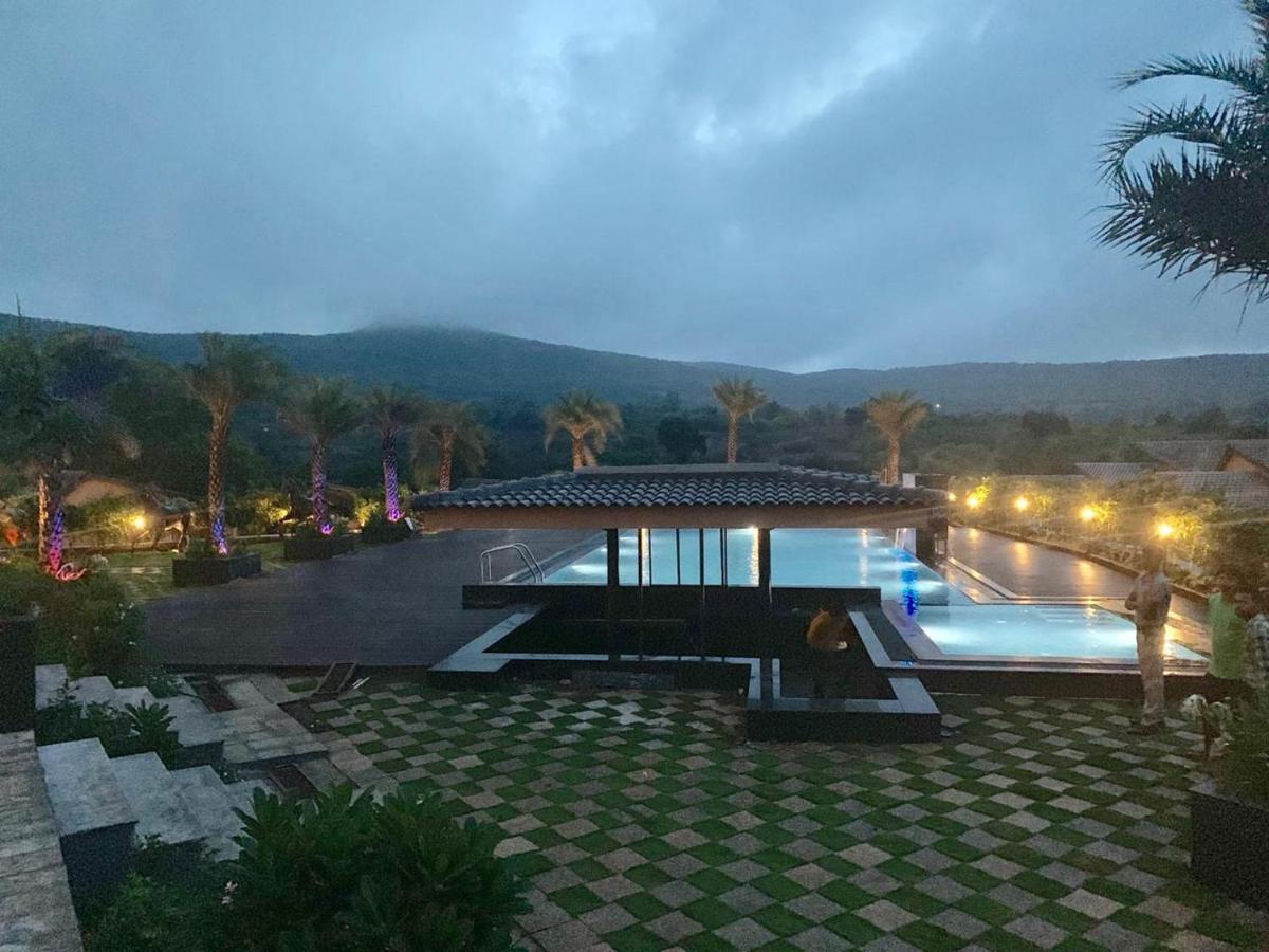 Regenta Resort Belagavi エクステリア 写真