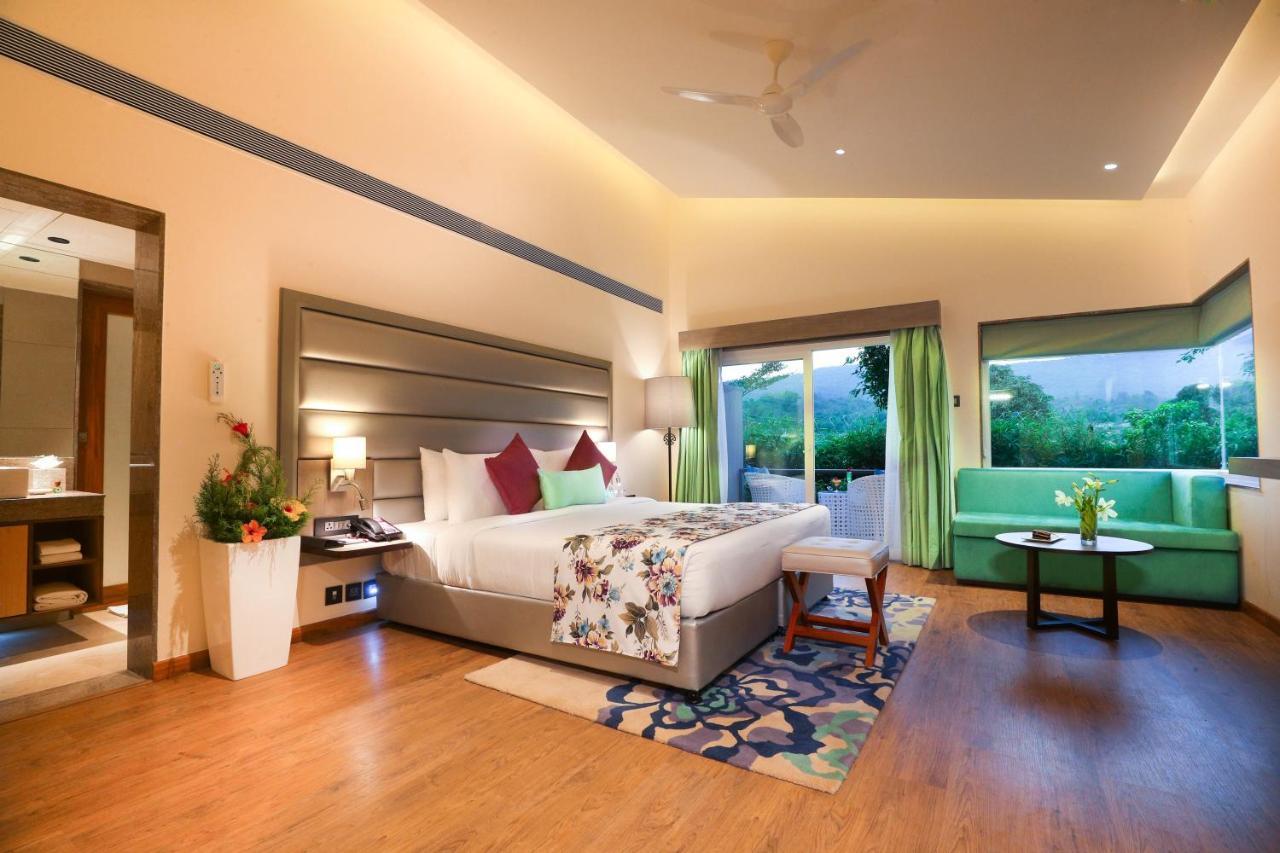 Regenta Resort Belagavi エクステリア 写真