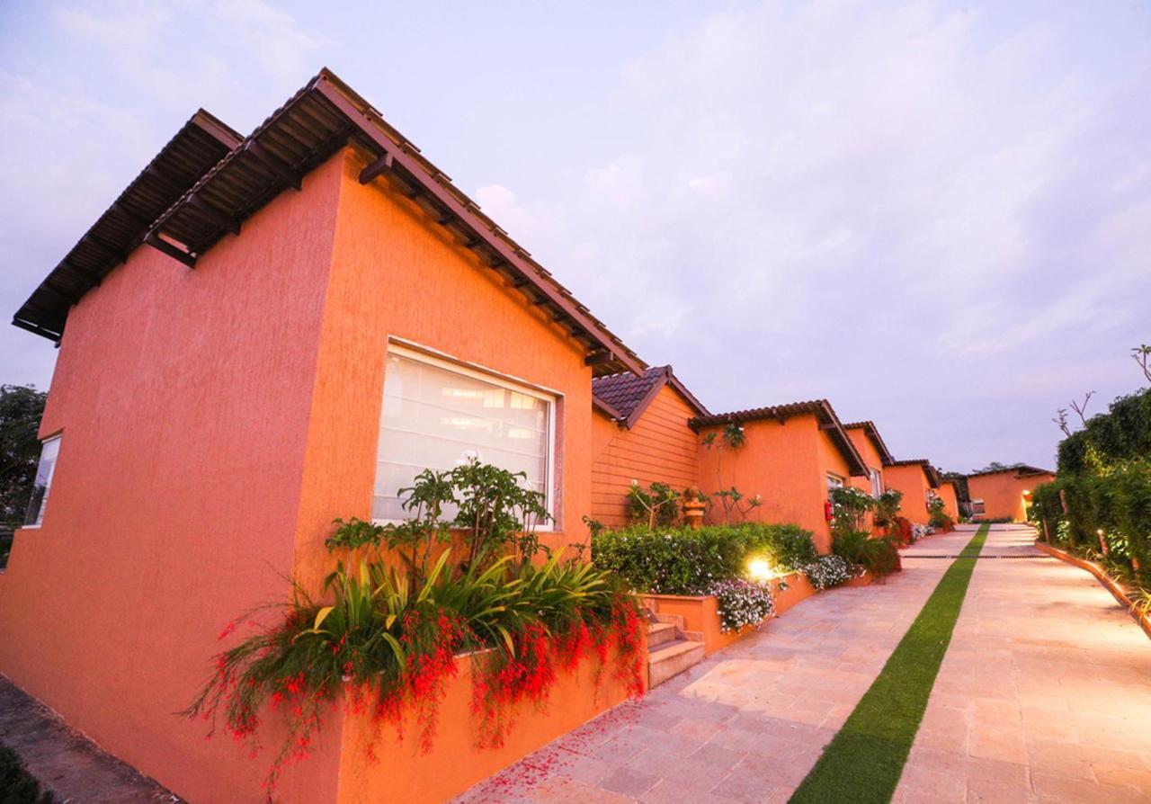 Regenta Resort Belagavi エクステリア 写真